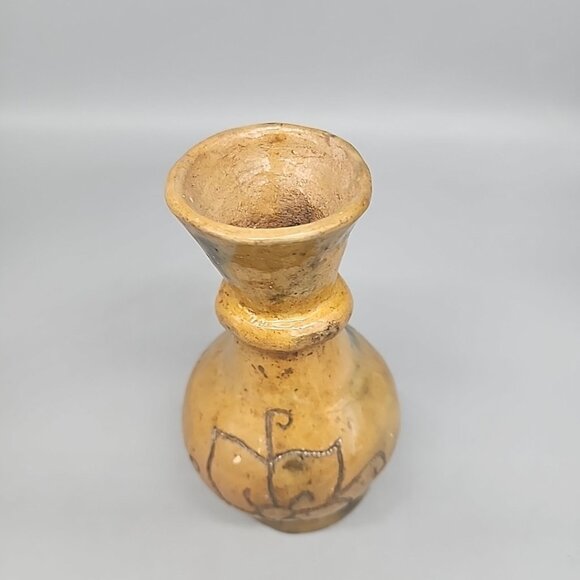 Vintage Stoneware Vase Beige Floral Etched 7" Pottery - Picture 2 of 5